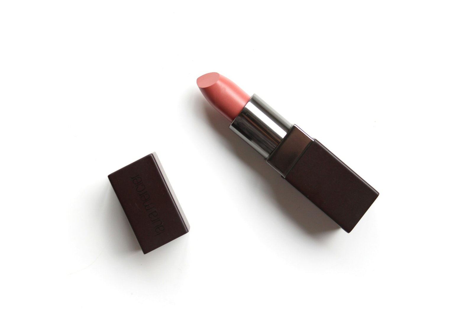 10 Merek Lipstik Nude Favorit Sepanjang Tahun