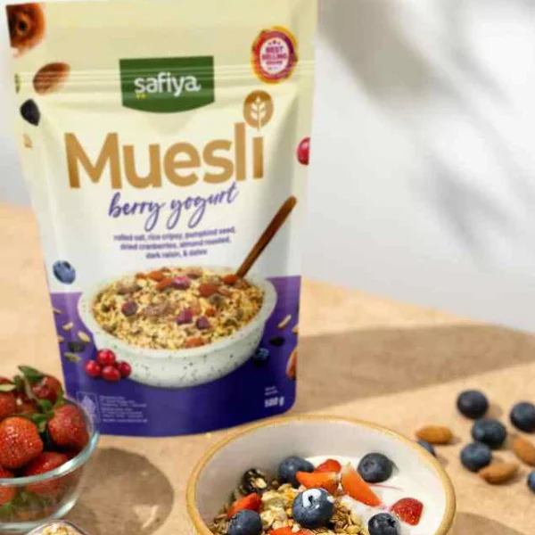 Safiya Muesli Berry Yogurt 500 Gram Sereal With Almond Premium - Image 10