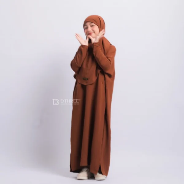 Dthree - Abaya Anak Maryam Series ( Nespresso & Hitam ) Set Kids Syari Baju Gamis Anak Perempuan - Image 4