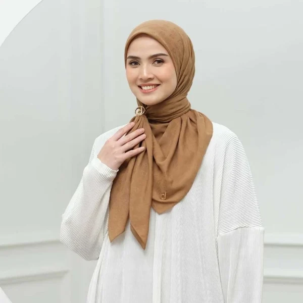 Hijab Deenay Eleanor Vol. 3