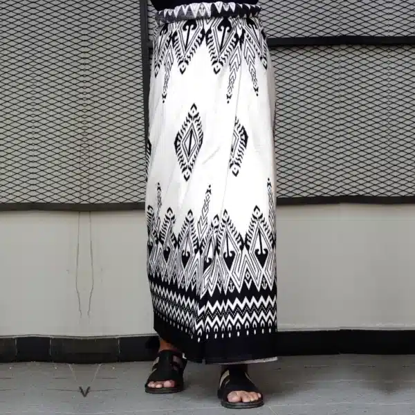 Sarung Kanjeng Pop Series Sarung Goyor Motif Rhombus - Image 9